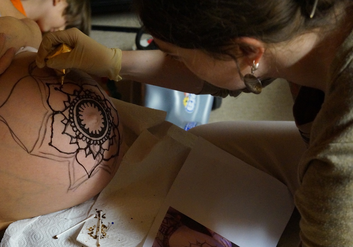 Schwangerschaft Bauch Painting Mandala Henna